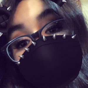 Meet your Posher, Thalia